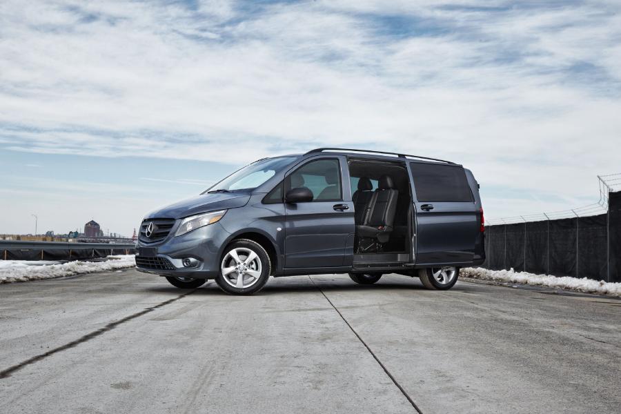  Mercedes-Benz Metris 2015 года  (фото 3 из 32)